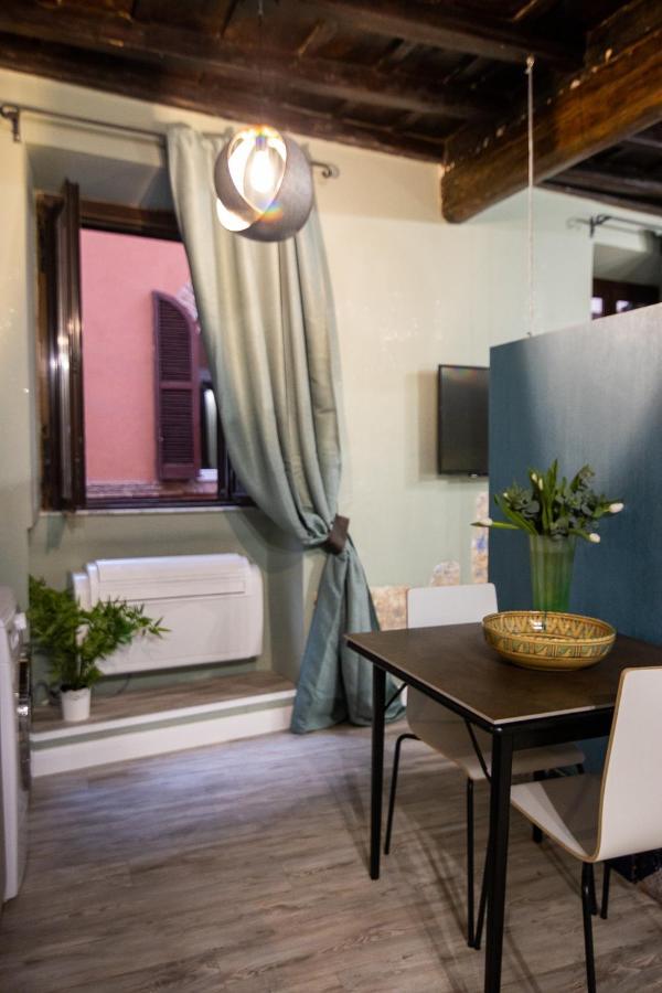 Romeathome Deluxe Suite Campo Dei Fiori Luaran gambar